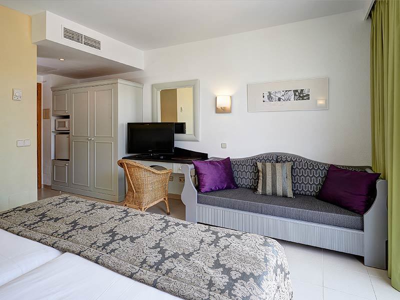 Hotel Protur Badia Park 4*